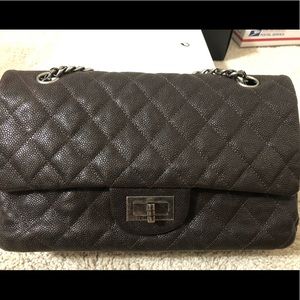 Chanel 2.55 Reissue 225 Caviar